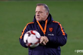 ‘Advocaat gaat voor stokoud record tegen Schotland’