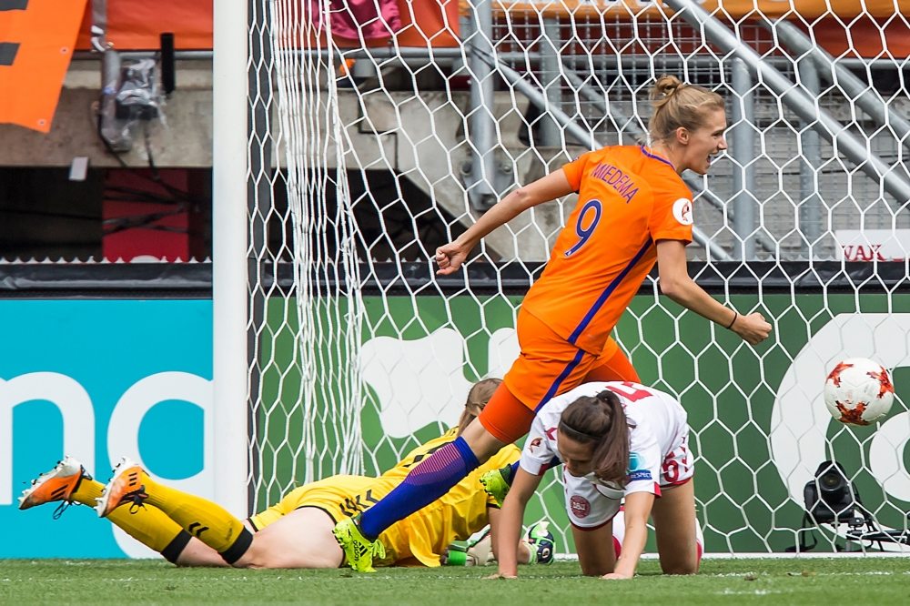 Miedema jaagt op vijftigste goal: "Mooi afsluiten"