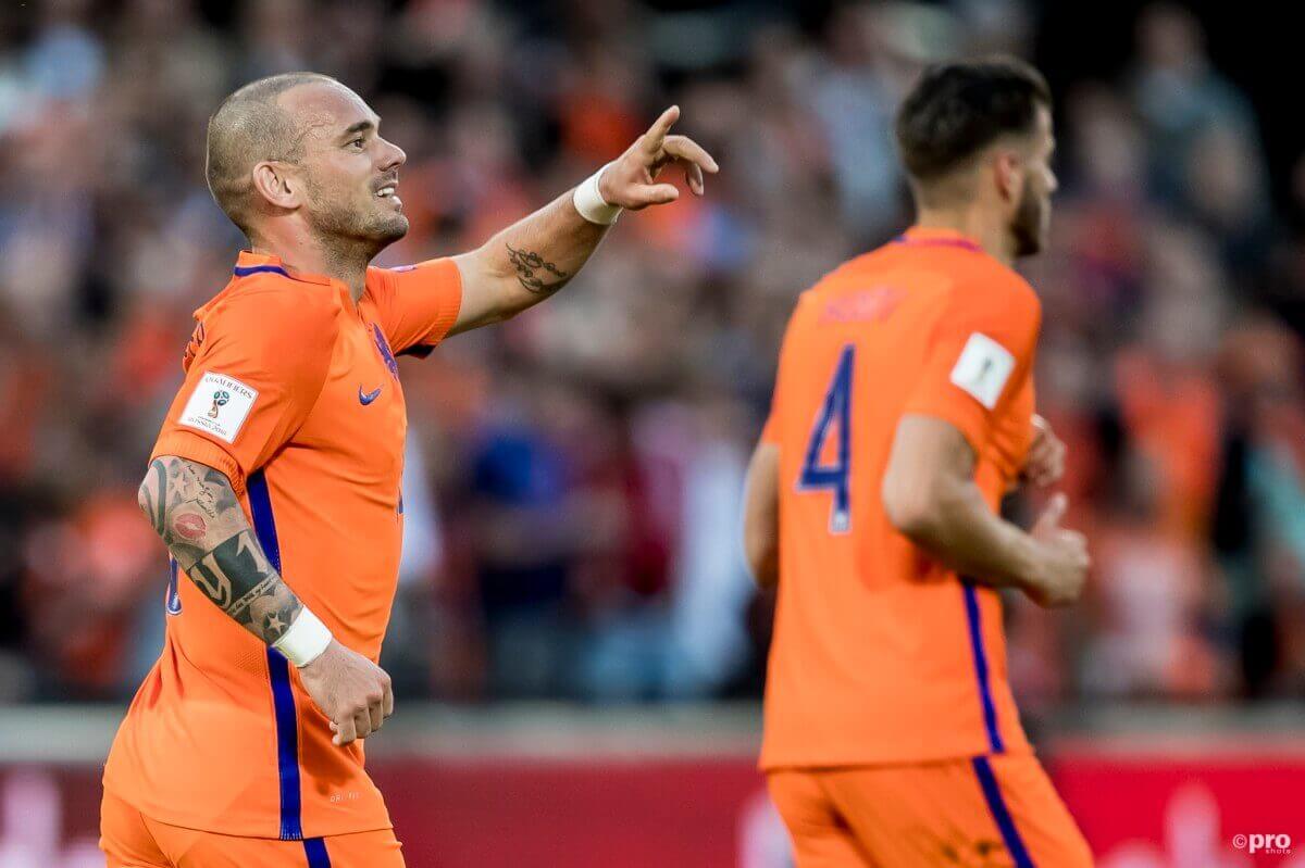 'Ik zou Sneijder zeker voor Oranje behouden'