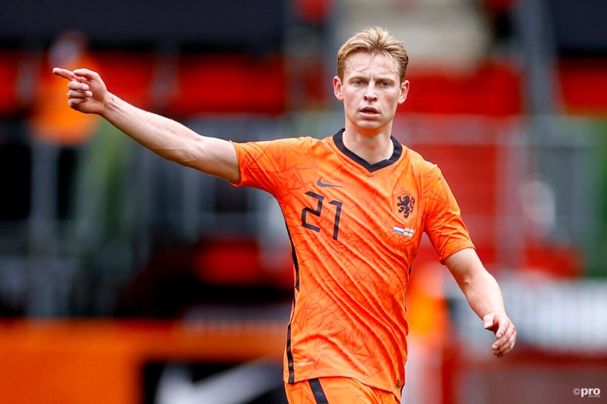 Frenkie de Jong voelt dat er iets te gebeuren staat