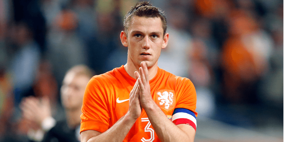 Stefan de Vrij speelt tegen Spanje