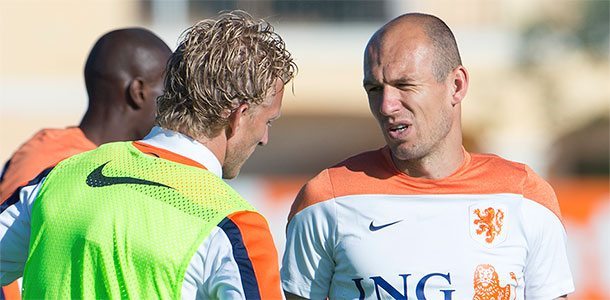 Dirk Kuijt en Arjen Robben. © Pro Shots