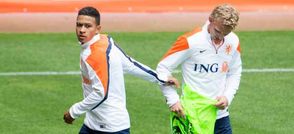 Kuyt en Depay zullen als backs spelen © Pro Shots