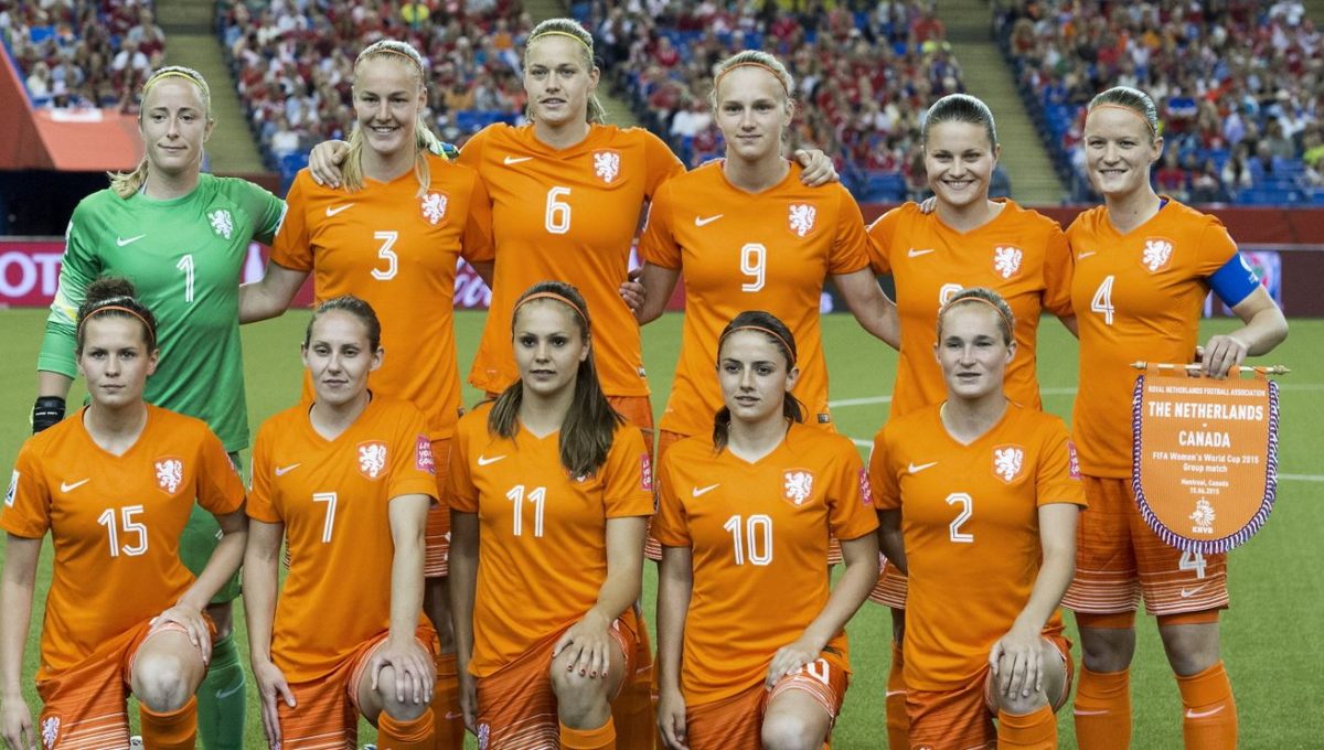 Oranje Leeuwinnen bij winst naar Rio · Mee met Oranje