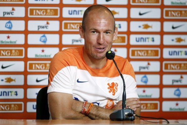 Robben: 'Ik maak nu de opstelling'