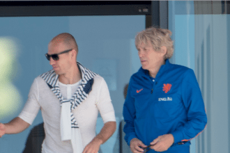 Robben meldt zich bij Oranje in Portugal