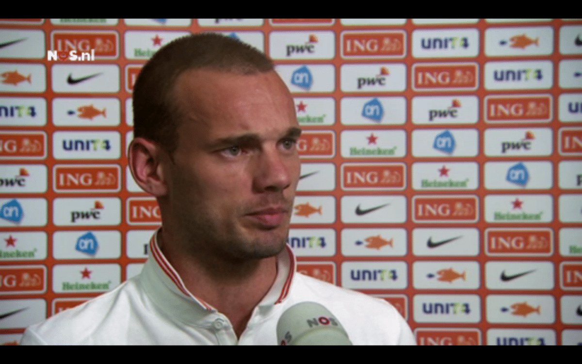 Sneijder ziet kansen tegen Spanje. © NOS