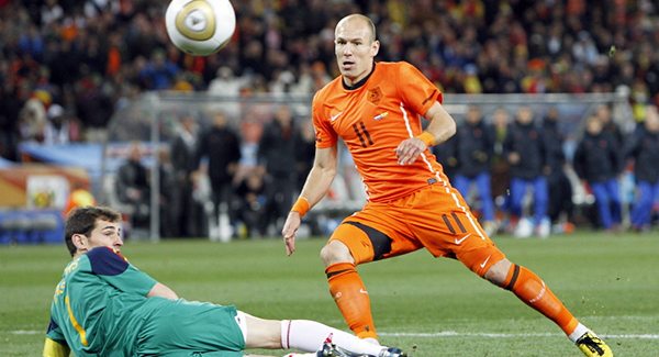 Robben en Casillas. © Pro Shots